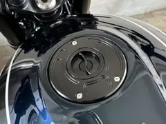 Z900RS専用の別注品／CNC削り出しアルミビレットタンクキャップ(ロック付) Z900RS タンクキャップ クイックオープン アルミCNCビレット ゴールド