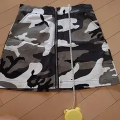 迷彩柄タイトスカート