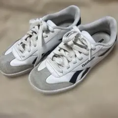 Reebok スニーカー 23.5cmのサムネイル