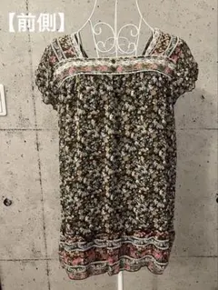 【oeillet】小花柄シフォンブラウス Mサイズ半袖 レース フラワープリントのサムネイル