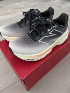 ニューバランス スニーカー