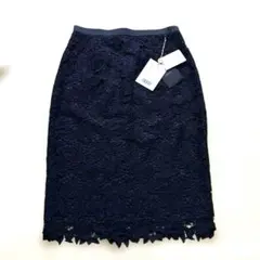 新品タグ付　JUSGLITTY 花柄レース タイトスカート　ネイビー　Lサイズのサムネイル