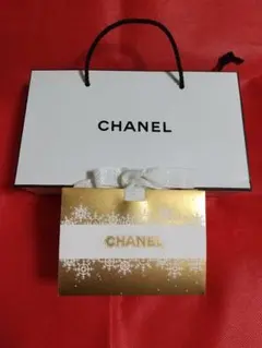 CHANEL ホリデーチャーム付き ギフトボックス 2024