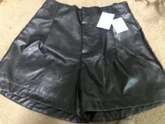 ブラックハーフパンツ　Lサイズ　合成皮革