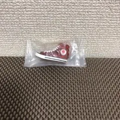 部分イクラ スニーカー