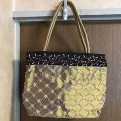 アジアン雑貨　ベトナム　シルク　刺繍　バッグ