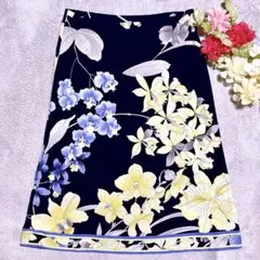 高級【極美品】LEONARD スカート シルク100% 花柄 ストレッチ トリムのサムネイル