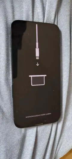 iPhone14　128GB　ジャンク　リカバリーモード抜け出せず