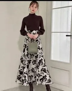 グレイル 新品未使用☆花柄フロッキーフレアスカート