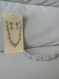 ウェディング ジュエリーセット ネックレス ピアス ティアラ 結婚式