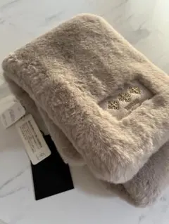 Item thumbnail for item d32b90b6-1edc-4ecb-a324-50b6e27ca5b2