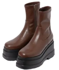 Item thumbnail for item 76508852-4d95-4855-9a9d-2a0d1c7a9050