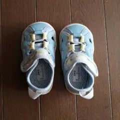 IFME 穴開きシューズ　水色