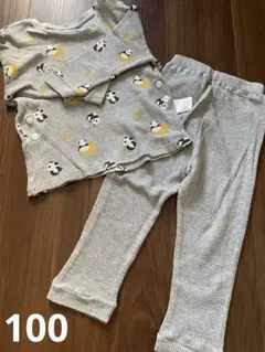 パジャマ　100