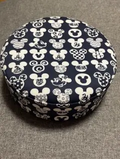 美品　東京ディズニーリゾート ミッキーマウス 丸型 収納ボックス　お菓子缶