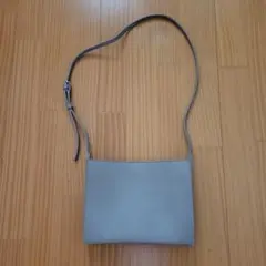YAHKI グレー ショルダーバッグ