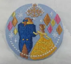 Disney 美女と野獣 刺繍缶バッジ　ディズニー