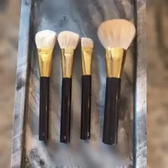 即購入可能！TOM FORD ソレイユ ブロンジング ブラシ 即購入可能！TOM FORD ソレイユ ブロンジング ブラシ - メルカリ