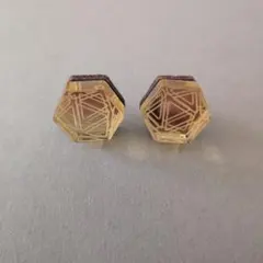 イエロー 六角形 デザインピアス