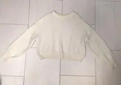 earth ホワイト ニット