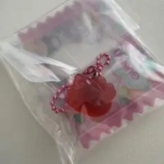 サンリオグミチュアチャーム　キティ