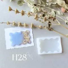 H28