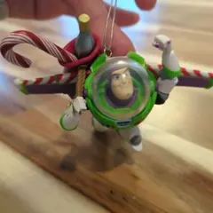 バズ・ライトイヤー クリスマスキーホルダー