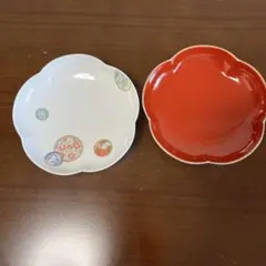 花びら形状の皿 2枚セット