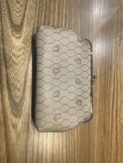 小物入れ（ポーチ・化粧入れ）