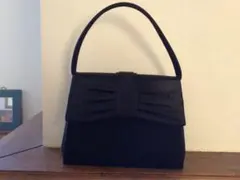 Item thumbnail for item 30e138a2-0e10-4e6f-8af6-4a44d51d1bec