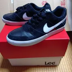 ナイキ28cm極美品DELTA FORCE　値下げ中