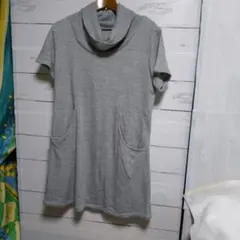 ♦090　グレー　タートルネック　半袖ニットワンピース