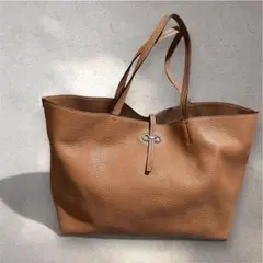 サルヴァトーレフェラガモ　レザートートバッグ　ガンチーニ　オレンジベージュ