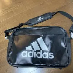 アディダス　スポーツバック