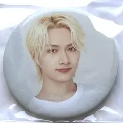 seventeen セブチカフェ cafe 缶バッジ ジュン 文俊輝 jun - メルカリ