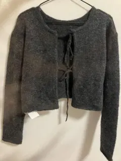 titivate/ダークグレー クロップドカーディガン