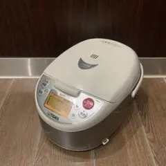 タイガー IH炊飯ジャー JKW-A100 5.5合炊き 炊飯器のサムネイル