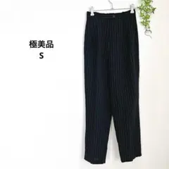 スラックス　テーパードパンツ　極美品　ストライプ柄　黒　S