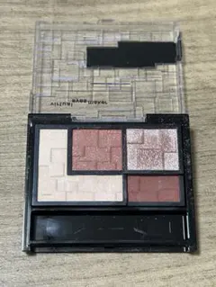 Item thumbnail for item 1152b8e6-4ce3-41ce-8a34-cfebea74226a