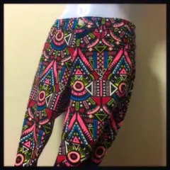 お品物確認中です[未使用✦H＆M]派手カラーエスニックお好きな方