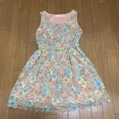 BE RADIANCE ビーラディエンス　花柄のチュニックのサムネイル