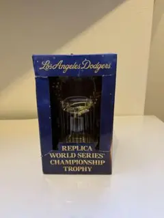 ロサンゼルス・ドジャース ワールドシリーズ トロフィー レプリカ