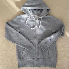 チャンピオン　ジップパーカー