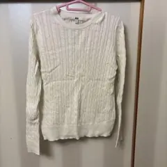 本日のみ値下げUNIQLO ホワイト ケーブルニットセーター M