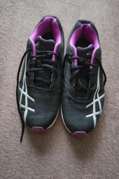 asicsレーザービーム 24.5cm