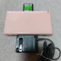 ニンテンドーDS Lite ピンク 本体と充電器　ジャンク品