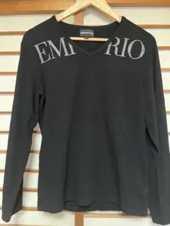 Emporio Armani ブラック長袖カットソー
