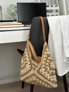 ベージュ かぎ針編み ショルダーバッグ 大きめ