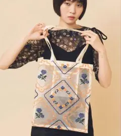 Casselini(キャセリーニ)チュール刺繍トートアイボリーのサムネイル
