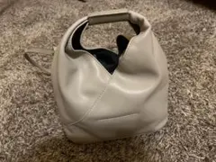 Item thumbnail for item 0a8d9cf1-5841-4219-98da-08dbc7df4793